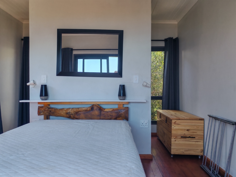 2 Bedroom Property for Sale in Beachview Eastern Cape